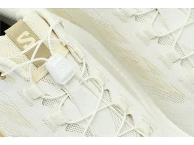 Salomon Pulsar In White
