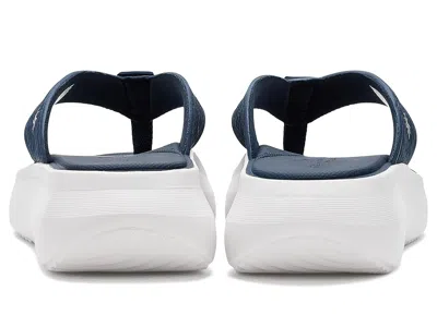 Clarks Solevana Post In Multi