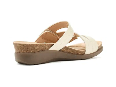Clarks Calenne Holly In White