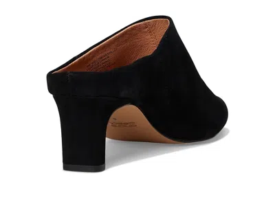 Andre Assous Willow High In Black