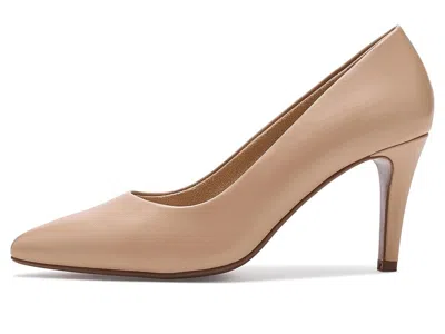 Vaneli Shari High In Neutral