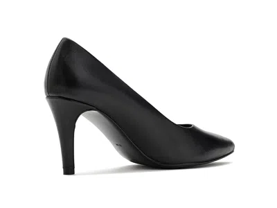 Vaneli Shari High In Black