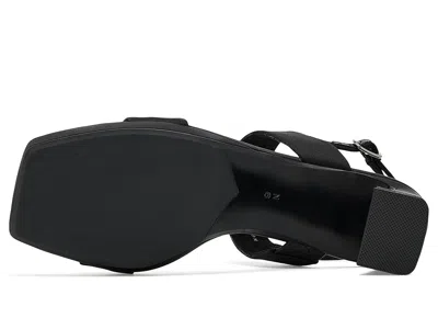 Vaneli Maida In Multi