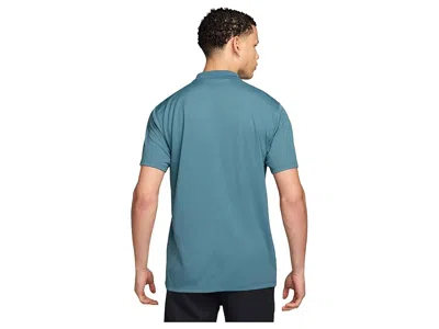 Nike Victory Solid Collared Polo Shirt In Blue