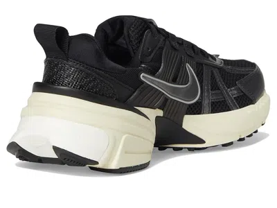 Nike V2k Run Sneakers In Black