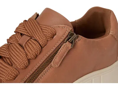 Clarks Torhill Moss Boots In Brown