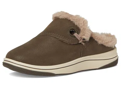 Clarks Wide Width Breeze Myth Slipon In Brown