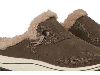 Clarks Wide Width Breeze Myth Slipon In Brown