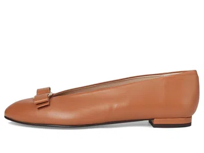 French Sole Orbit In Brown