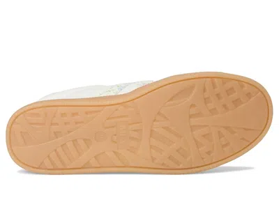 Mia Axel Sneaker In White