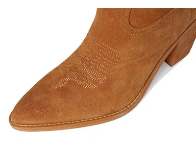 Guess Sashan In Brown