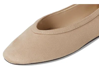 Journee Collection Fortune Flat In Brown