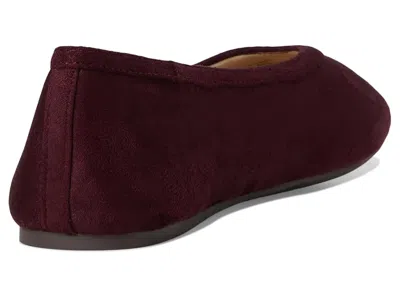 Journee Collection Fortune Flat In Burgundy