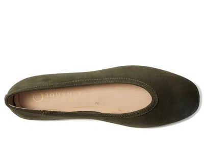 Journee Collection Fortune Flat In Green