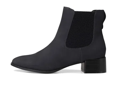 Journee Collection Chayse Bootie In Black