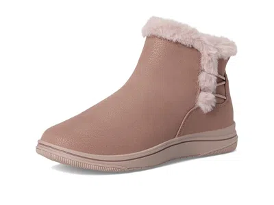 Clarks Breeze Fur In Multi