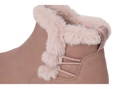 Clarks Breeze Fur In Multi