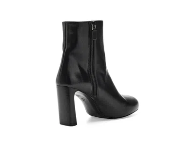 Stuart Weitzman Babette Platform Zip Bootie In Black