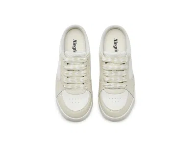 Alegria Celeste In White