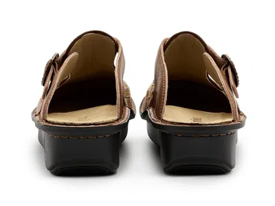 Alegria Classic In Brown