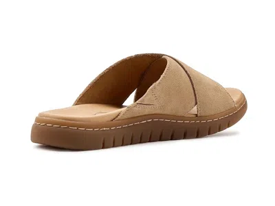 Born Adia In Brown