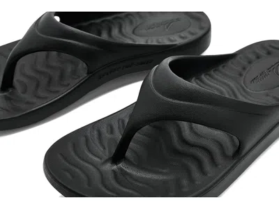 Sperry Flow Sandals In Black