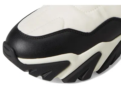 Hunter Debra In White