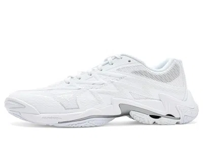 Mizuno Wave Lightning Elite In White