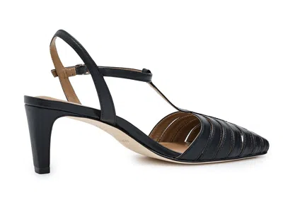 Bernardo Peoria In Black