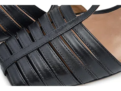 Bernardo Peoria In Black