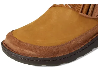 Chaco Canyon Clog