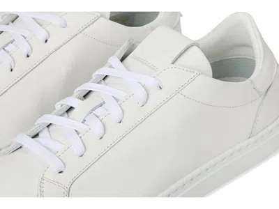 Greats Reign In White