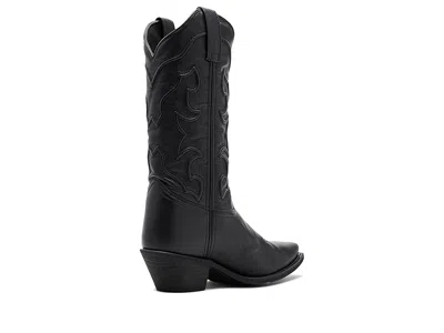 Laredo Reva In Black