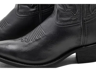 Laredo Reva In Black