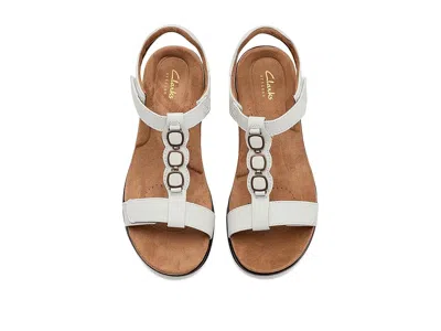 Clarks Kitly Gem In White
