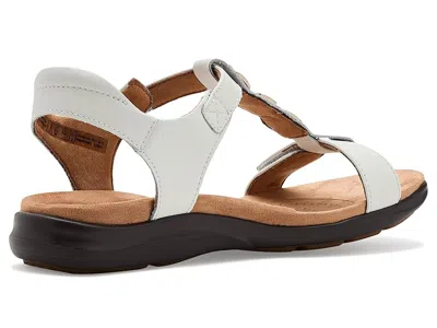 Clarks Kitly Gem In White