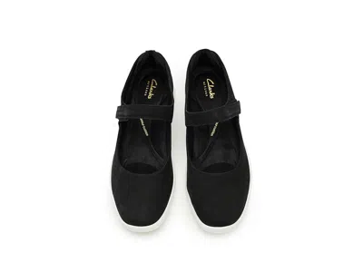 Clarks Lynell Strap In Black