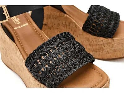 Seychelles Willow In Black