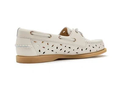 Sperry A/o Embossed Perf In White