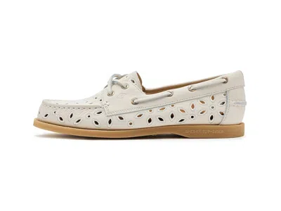 Sperry A/o Embossed Perf In White
