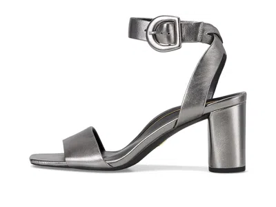 Vionic Zinfandel In Gray