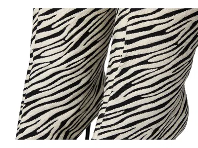 Steve Madden Alluring In Black