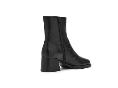 Steve Madden Caro Split Toe Bootie In Black