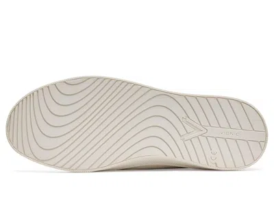 Vionic Cyan In White