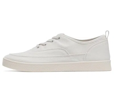 Vionic Cyan In White