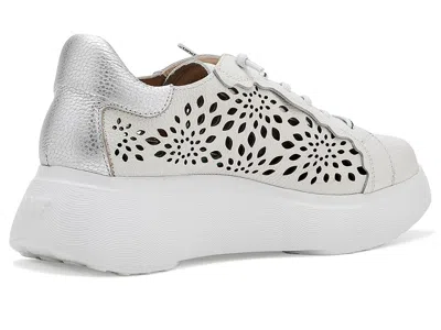 Wonders Perforated Leather Sneaker In White