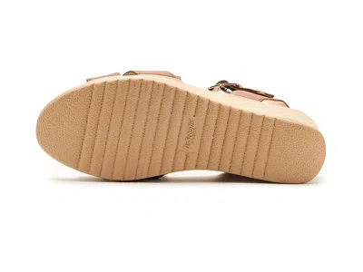 Dr. Scholl's Cali Beach In Brown