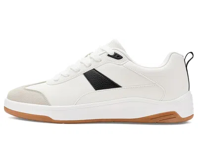 Vance Raiden In White