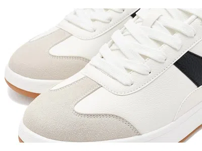 Vance Raiden In White