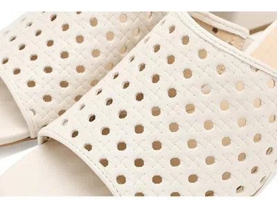 Lifestride Wide Width Colette Sandal In White